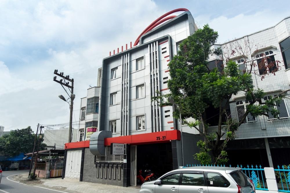 Oyo 279 Deli Homestay Medan Esterno foto