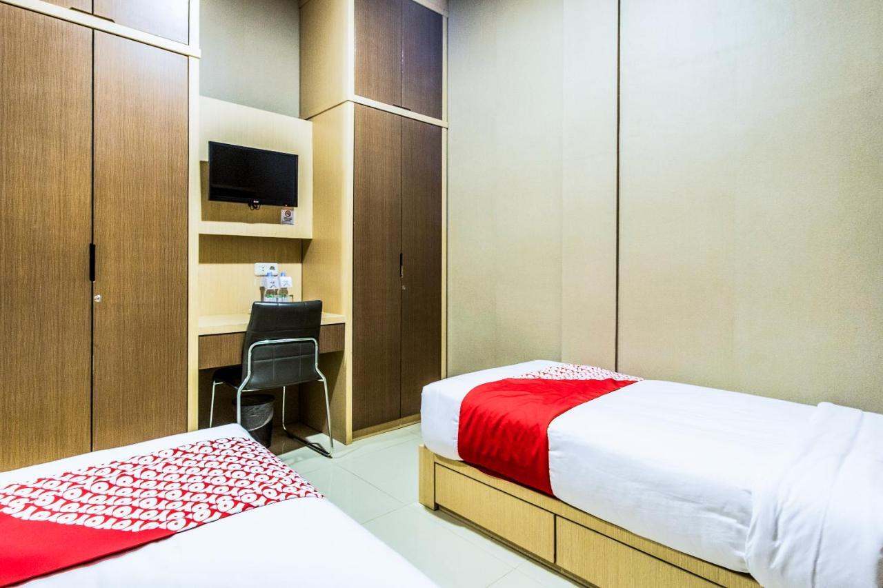 Oyo 279 Deli Homestay Medan Esterno foto