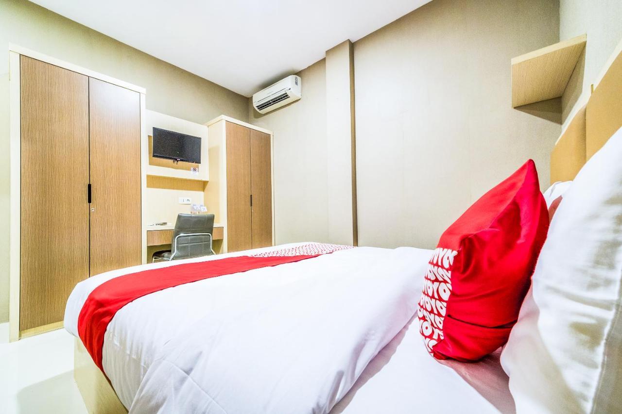 Oyo 279 Deli Homestay Medan Esterno foto